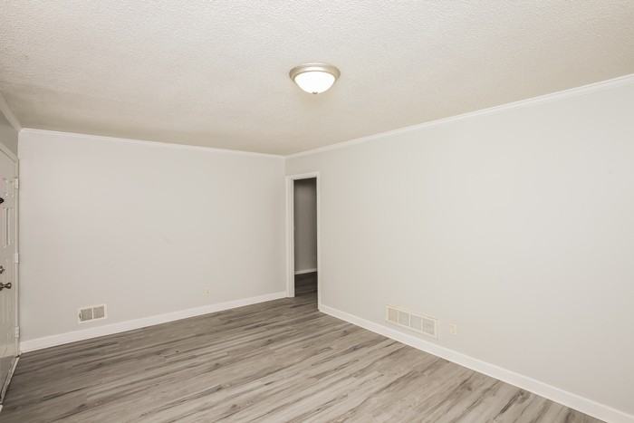 5437 Ransom Dr - Photo 4 of 11