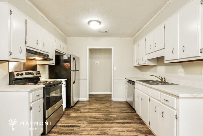 4327 Parkwood Dr - Photo 6 of 11