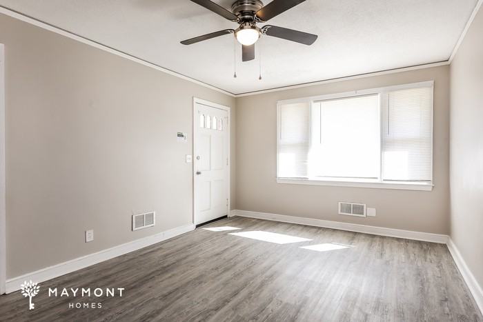 3145 Bronx Rd - Photo 3 of 11