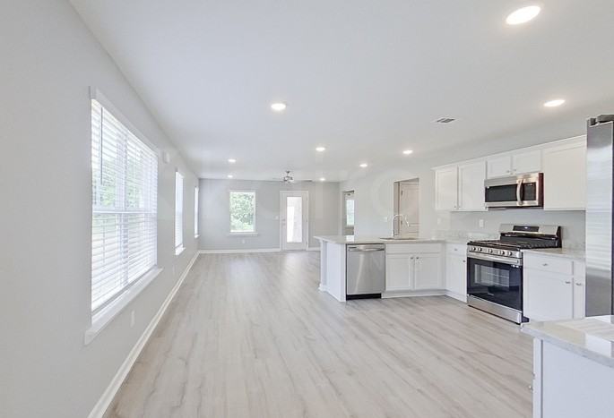 625 June St - Photo 2 of 22