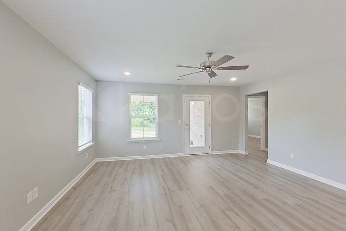 625 June St - Photo 4 of 22