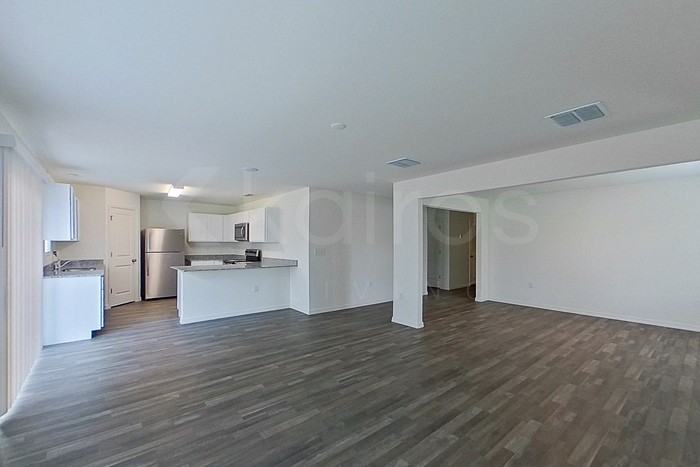 21262 Quesada Ave - Photo 4 of 19