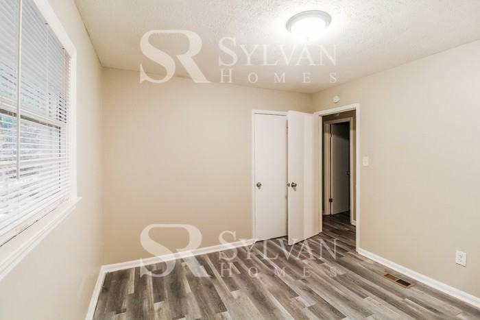 135 Wildwood Dr - Photo 7 of 16