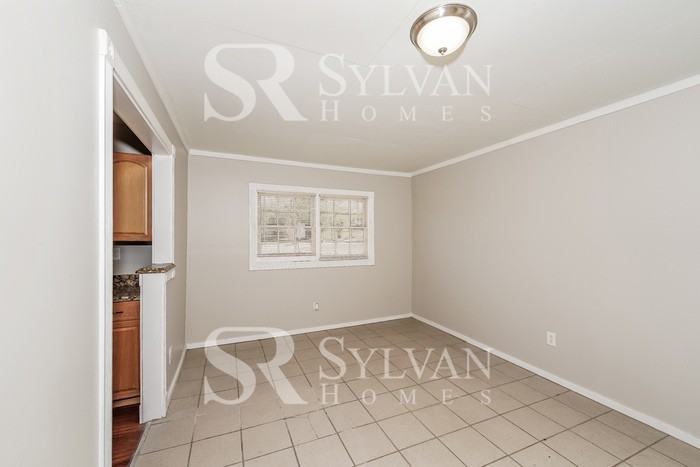 2708 7th St Ne - Photo 4 of 16