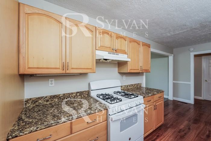 2708 7th St Ne - Photo 6 of 16