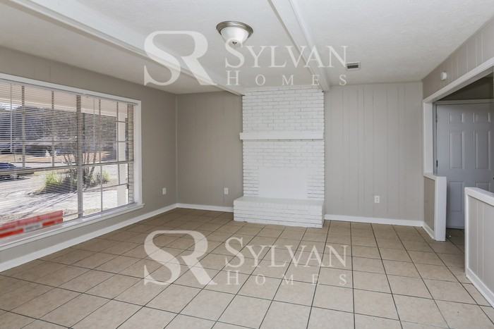 4954 Hanging Oak Dr - Photo 4 of 16