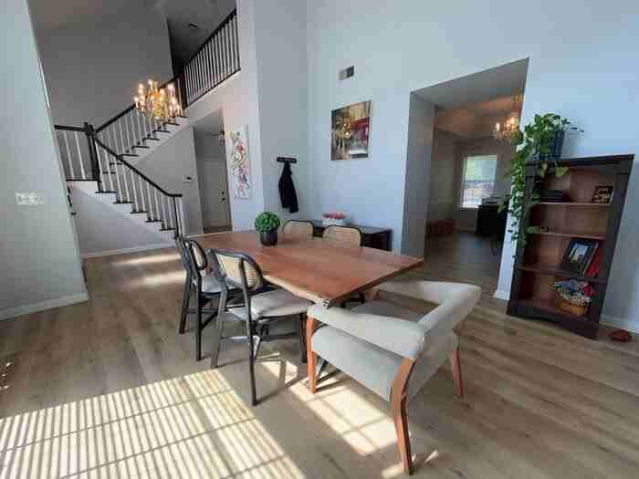 1009 Ariel Ct - Photo 5 of 43