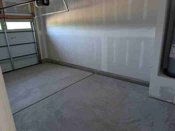 12004 Oak St - Photo 5 of 37