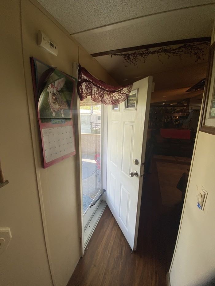 1197 Ward Pl - Photo 5 of 22