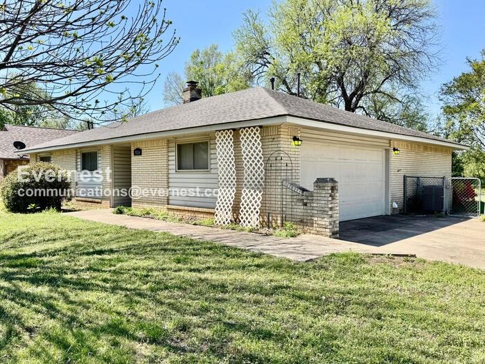 5024 S Birch Ave - Photo 2 of 30