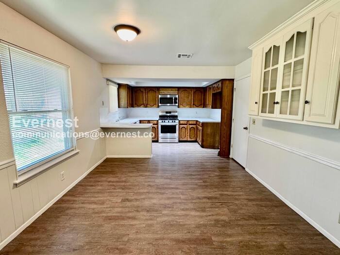 5024 S Birch Ave - Photo 5 of 30