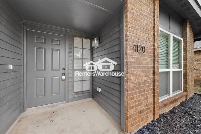 4120 Driscoll Dr - Photo 5 of 32