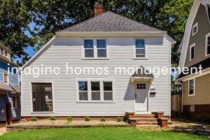 featured image of 1647 Parkwood Rd