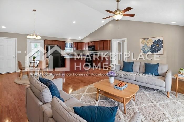 11820 Scottsville Rd - Photo 7 of 30