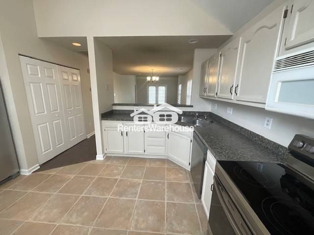 9000 Scotch Heather Way - Photo 6 of 14