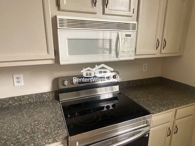 9000 Scotch Heather Way - Photo 7 of 14