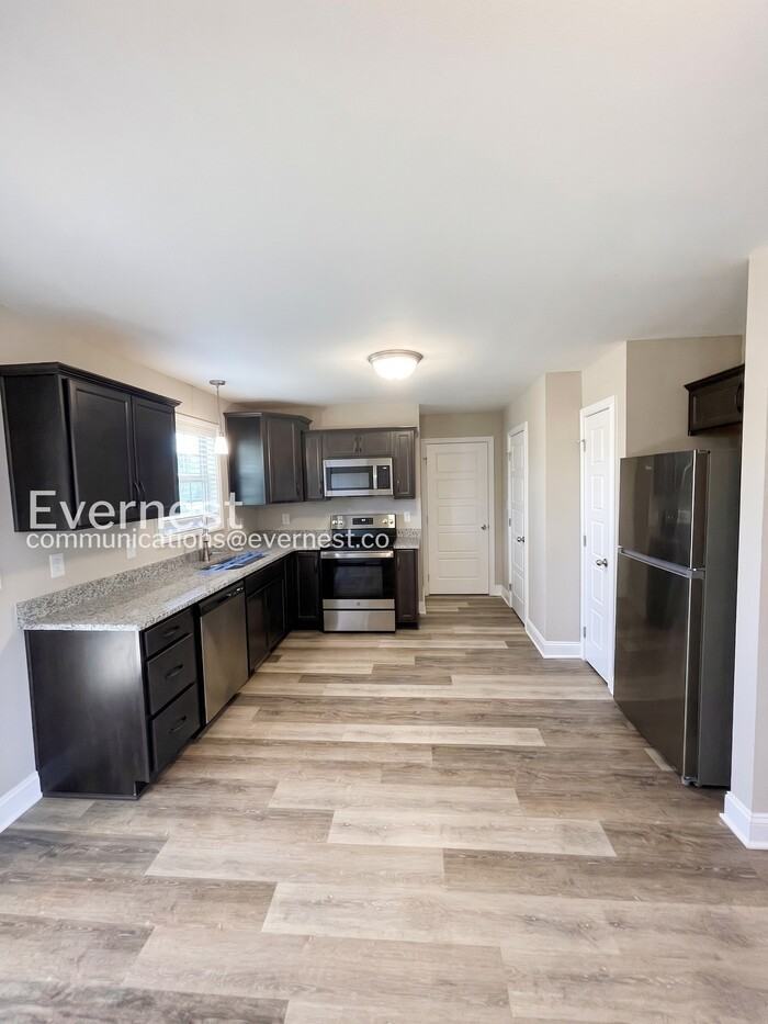 1276 Cardinal Creek Dr - Photo 5 of 29