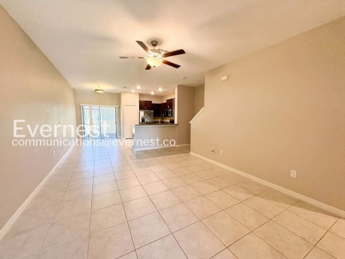 9718 Mulberry Marsh Ln - Photo 5 of 24