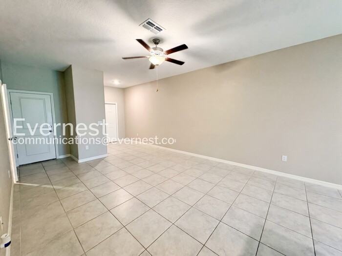 9718 Mulberry Marsh Ln - Photo 6 of 24