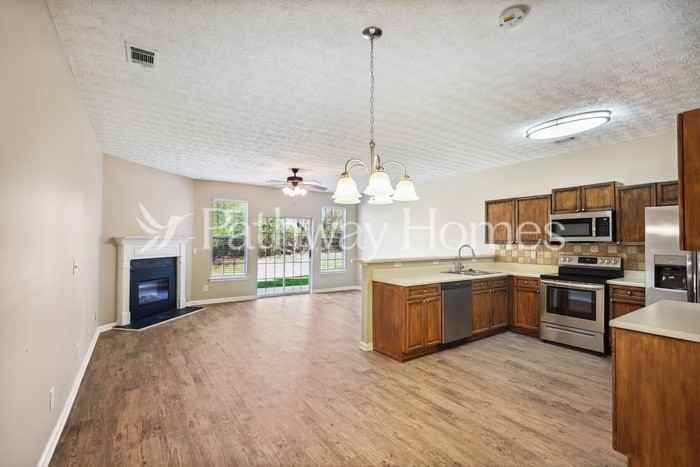 4922 Vireo Dr - Photo 6 of 19