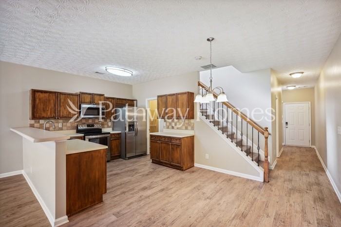 4922 Vireo Dr - Photo 7 of 19