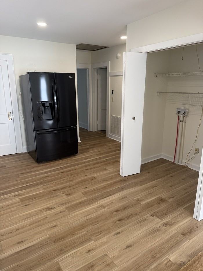 823 Bristol Dr - Photo 5 of 10