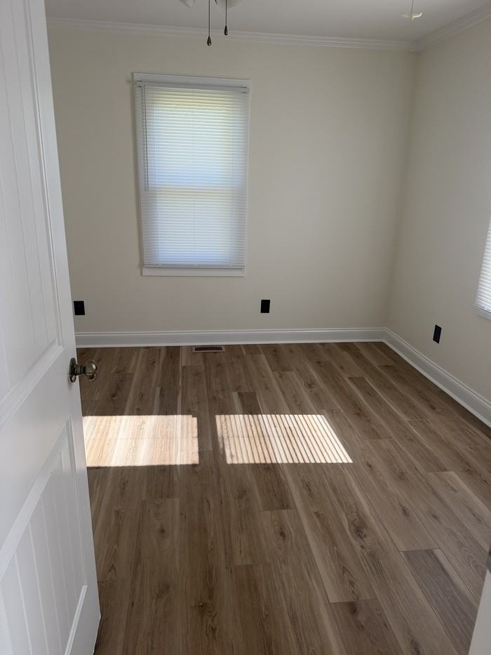 823 Bristol Dr - Photo 6 of 10