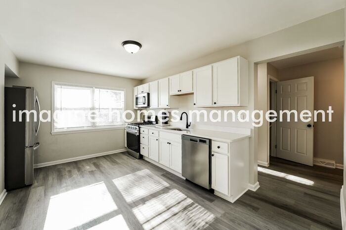 40 Sharon St - Photo 5 of 24