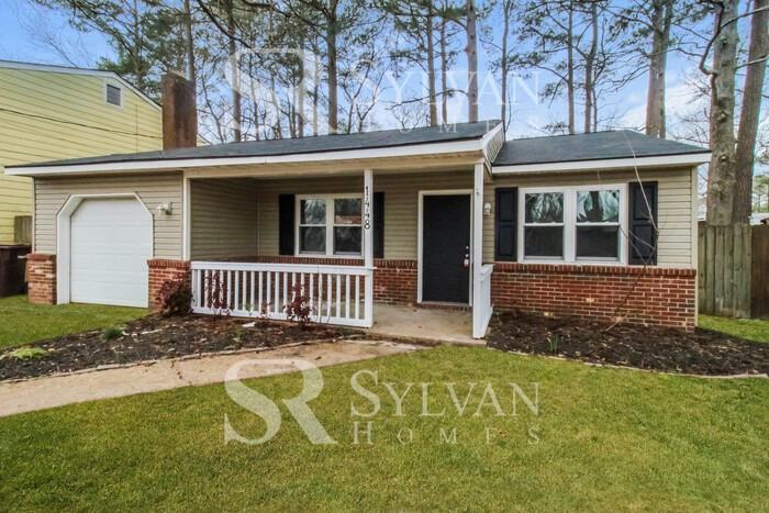 1448 Winslow Ave - Photo 3 of 16