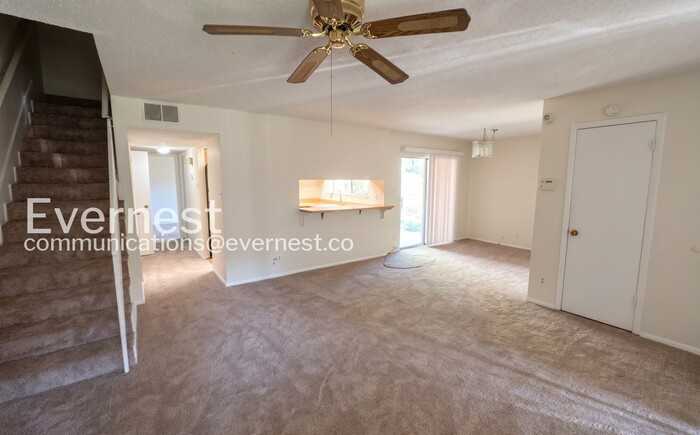 1845 Stonehenge Dr - Photo 3 of 18