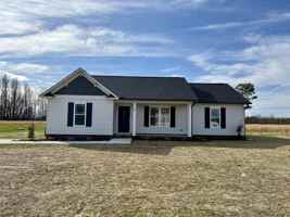 featured image of 40 Old Hamilton Rd