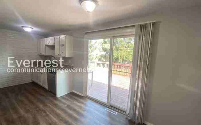 5042 Bentler Dr - Photo 7 of 25