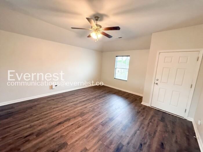 1115 Brookhaven Dr - Photo 5 of 17