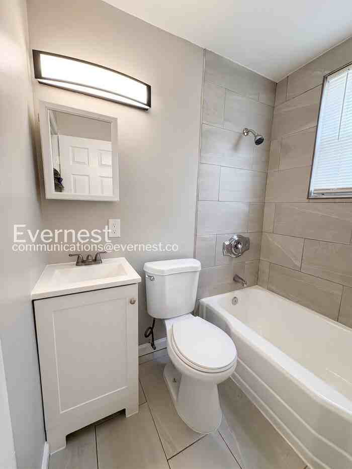 1049 E Patapsco Ave #A - Photo 6 of 16