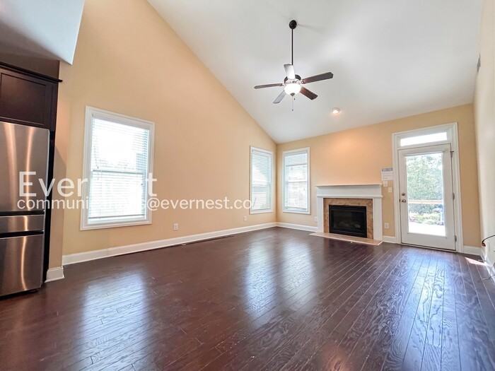 1500 Drew Dr Nw - Photo 6 of 25