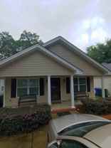 914 Woodlawn Ave - Photo 1 of 1