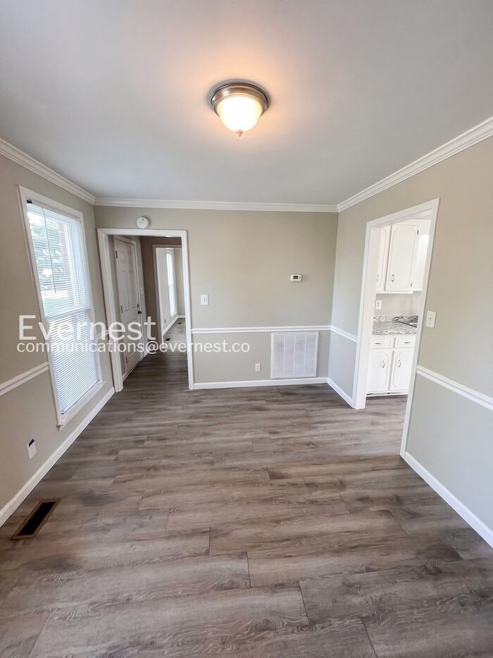 901 Cimarron Ct - Photo 6 of 31