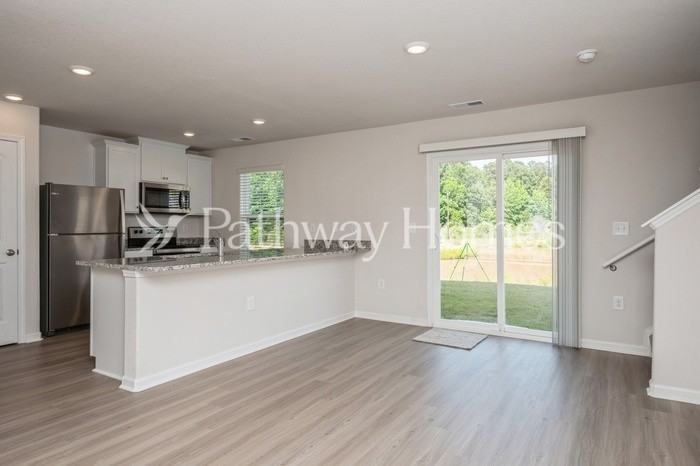 7116 Galway City St - Photo 4 of 18