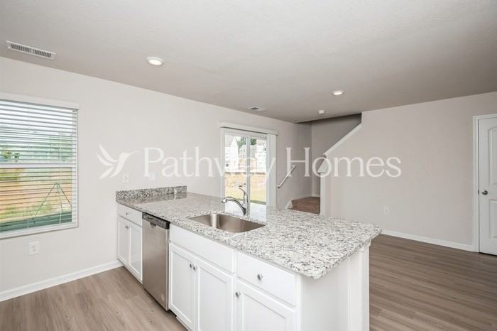 7116 Galway City St - Photo 7 of 18