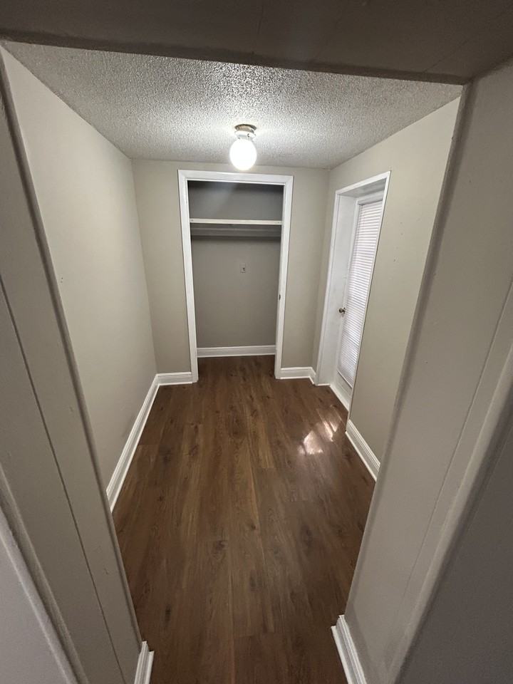 218 E Floral Ave #NA - Photo 5 of 10