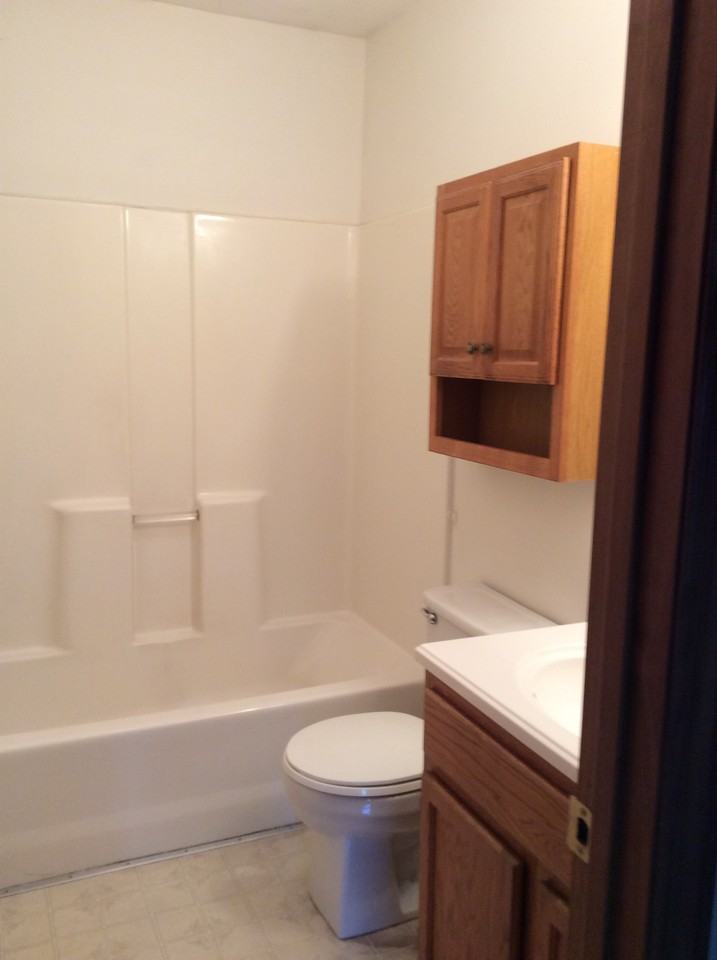 105 Lori Ann Dr #4 - Photo 2 of 9