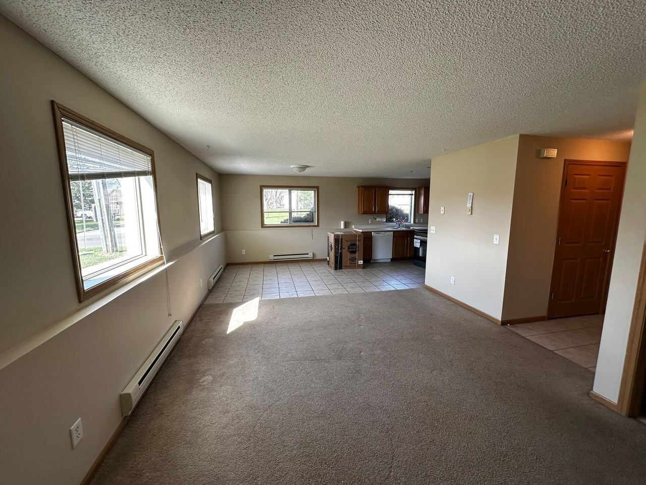 804 6th Ave Ne - Photo 5 of 16