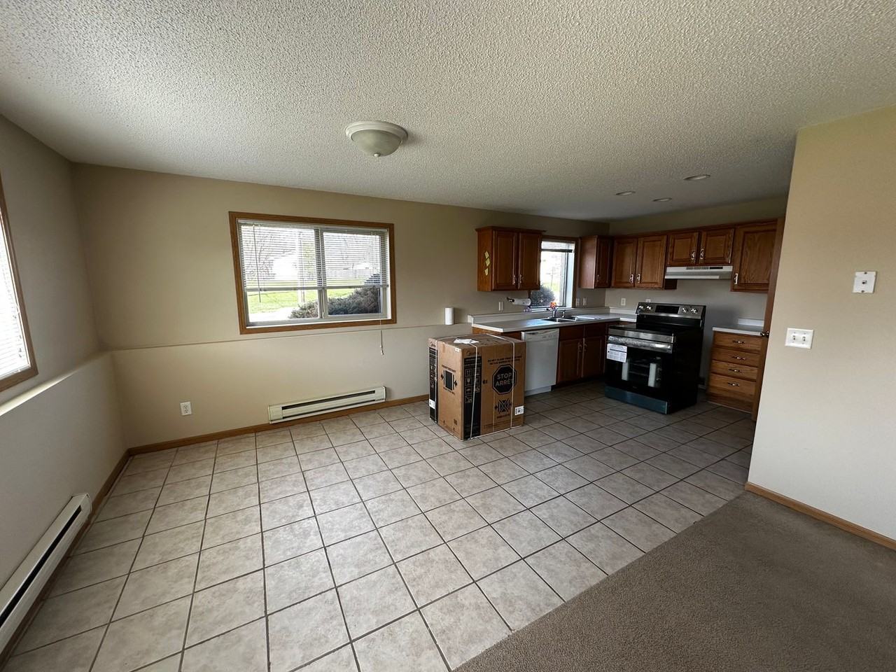 804 6th Ave Ne - Photo 7 of 16