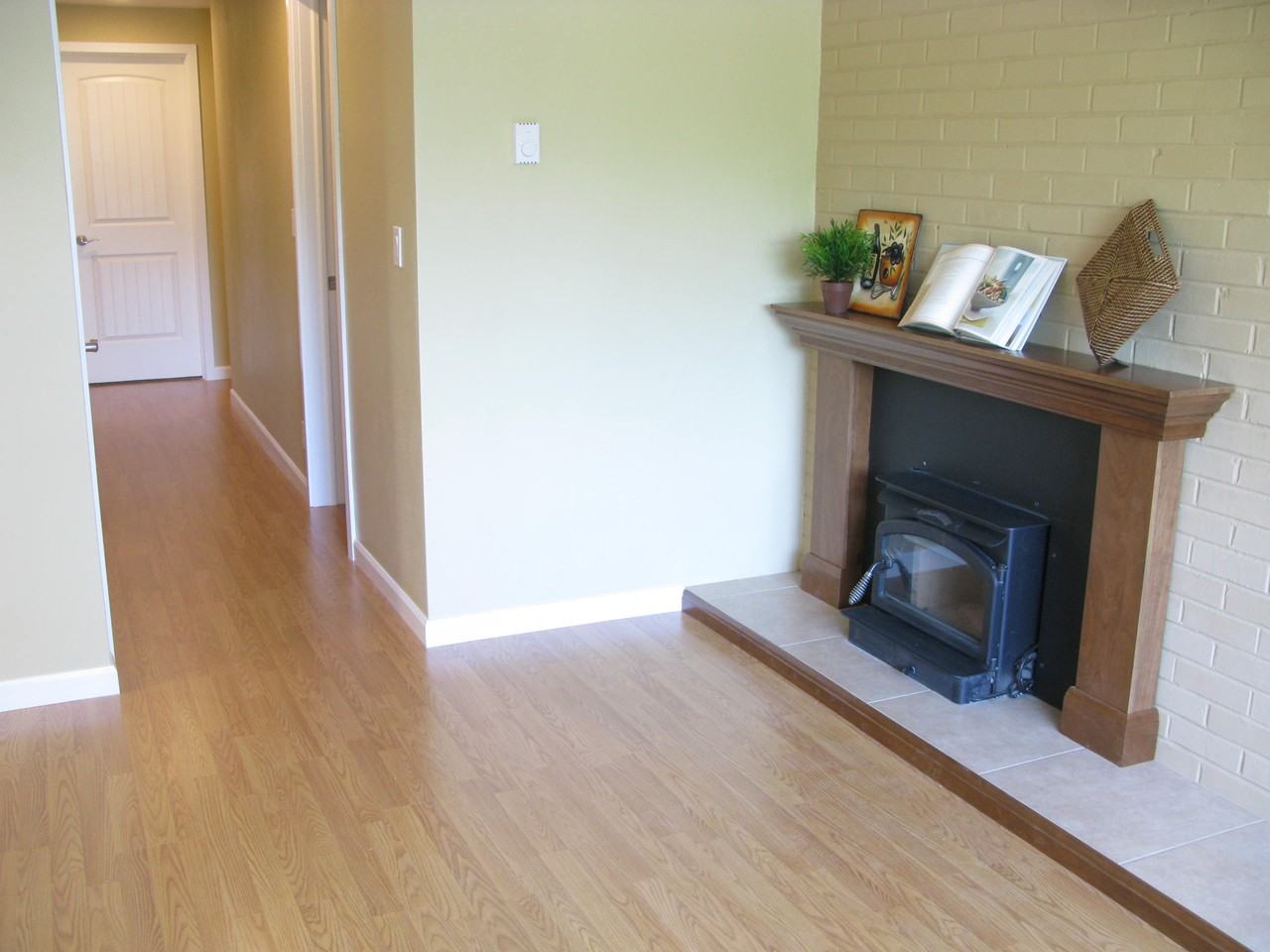 2337 Minor Ave E #2337 - Photo 3 of 13