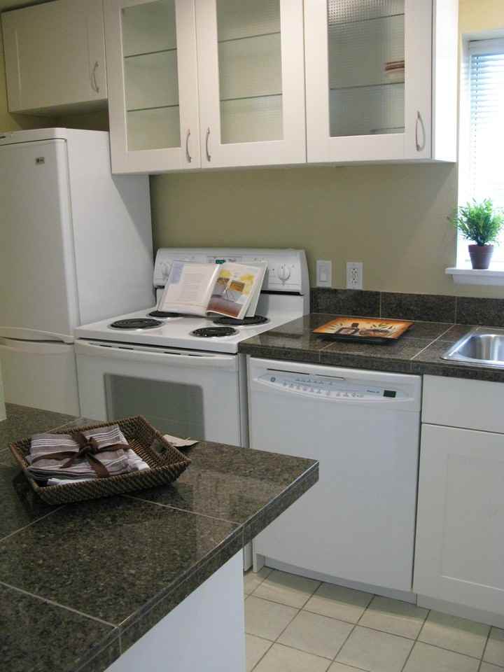 2337 Minor Ave E #2337 - Photo 6 of 13
