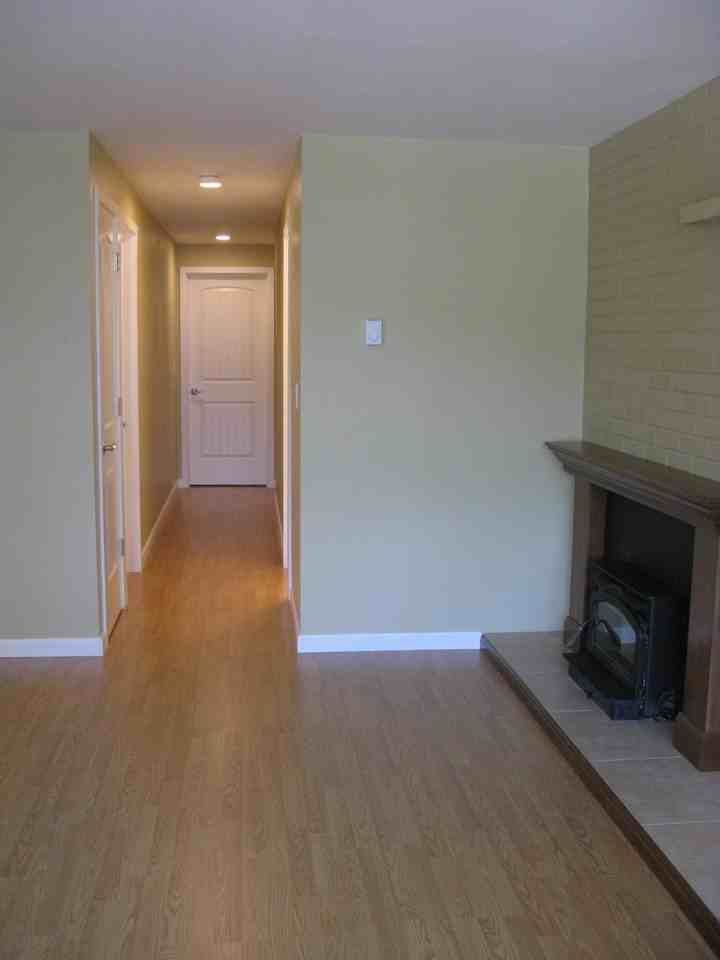 2337 Minor Ave E #2337 - Photo 7 of 13