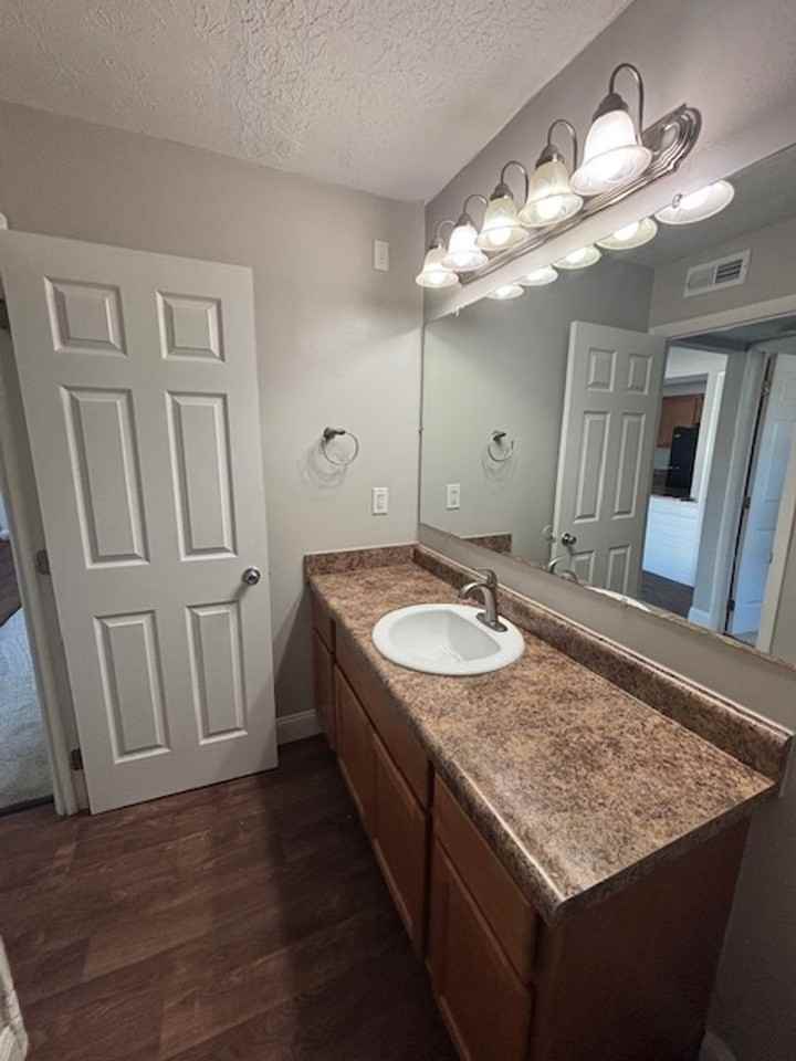 Brookhollow Apartments - BHA - Photo 5 of 10