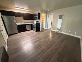 445L - Photo 1 of 1