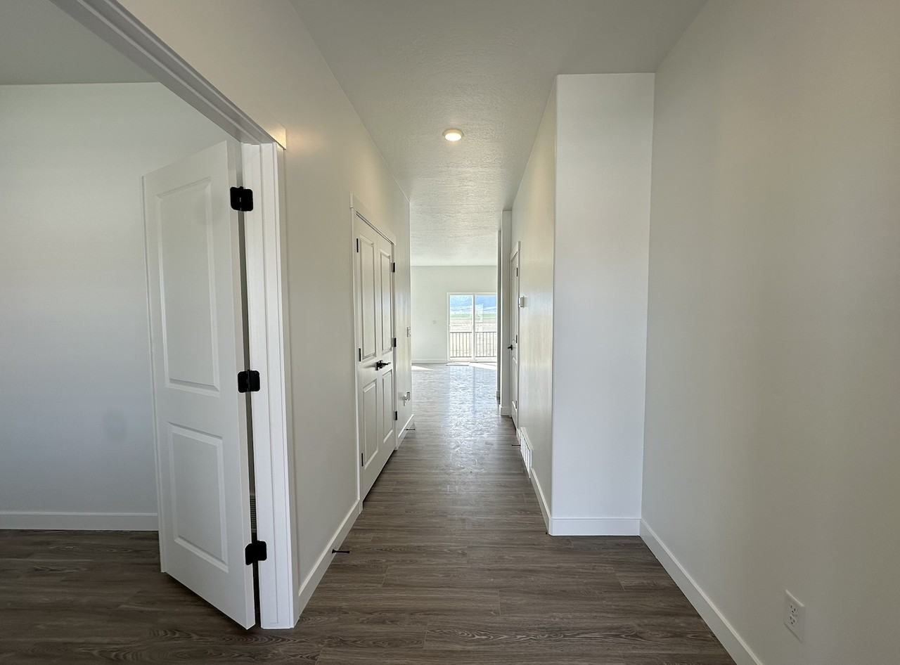 7167 N. Three Warriors Way - Photo 7 of 23