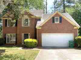 featured image of 1810 Fairpointe Trce